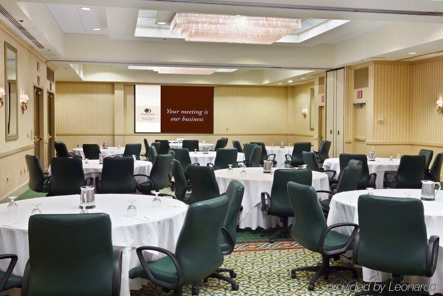 Doubletree By Hilton Philadelphia West 4*